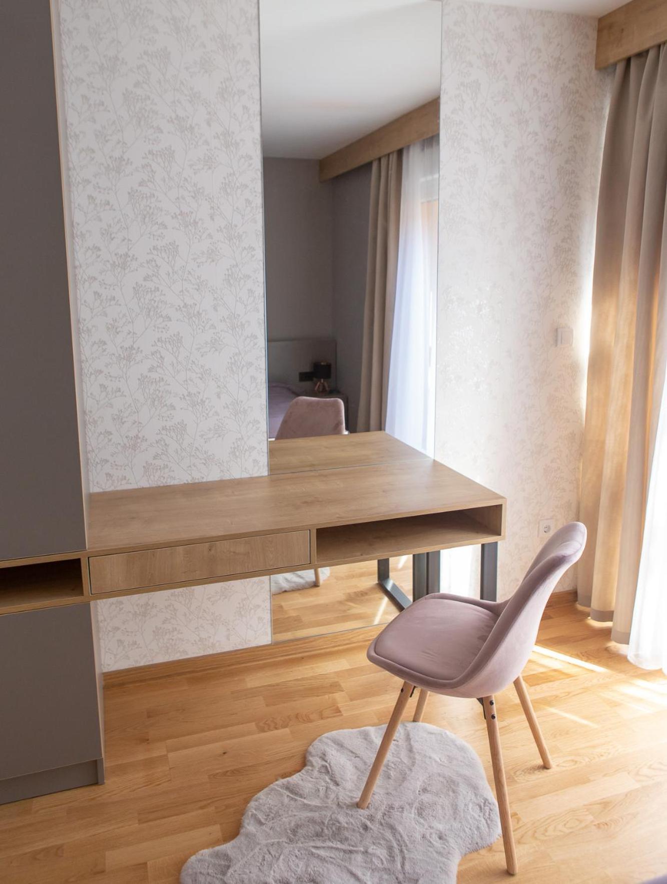 Apartment Divcigora *