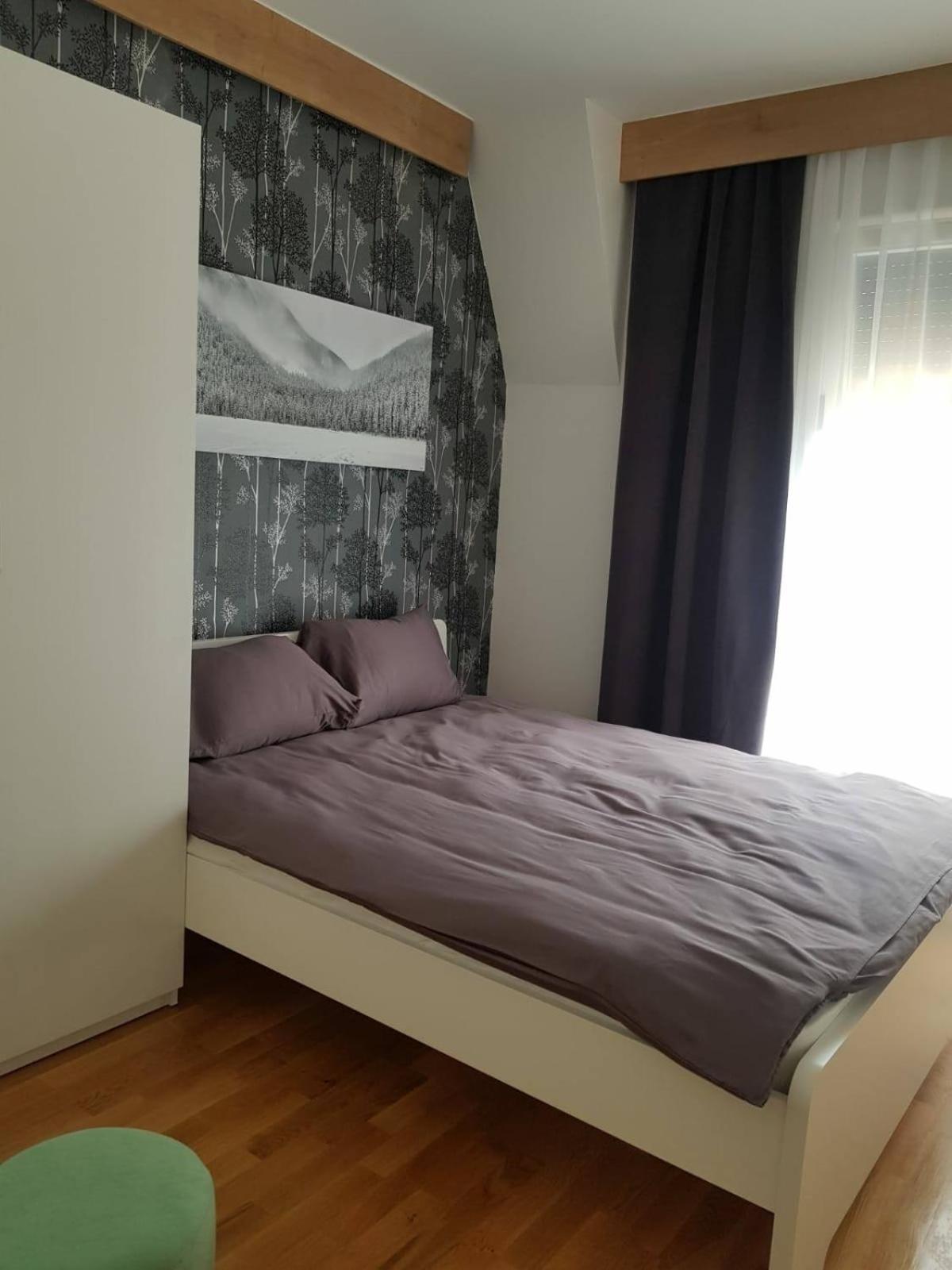 Apartment Divcigora Divcibare